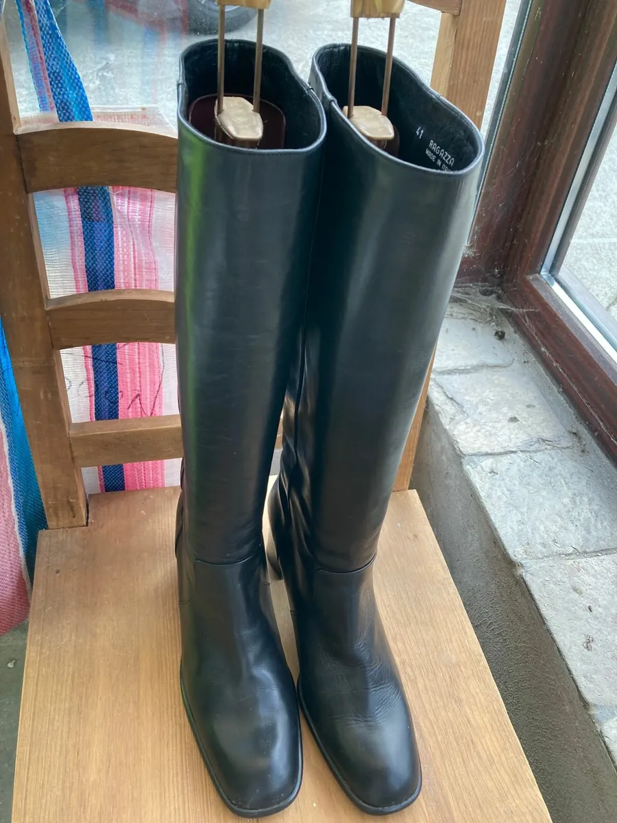 Ladies BALLY leather knee high block heeled Boots - Image 1