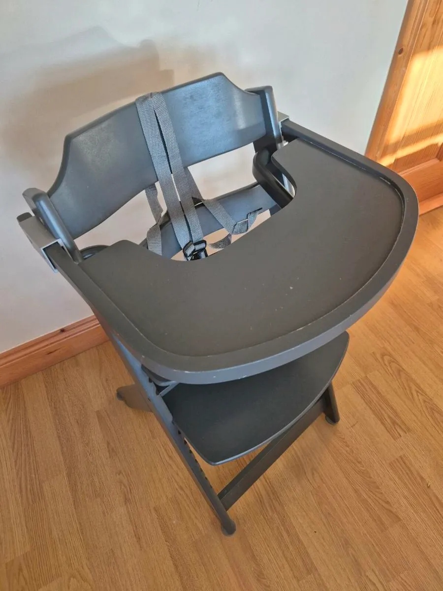 High chair - Image 2