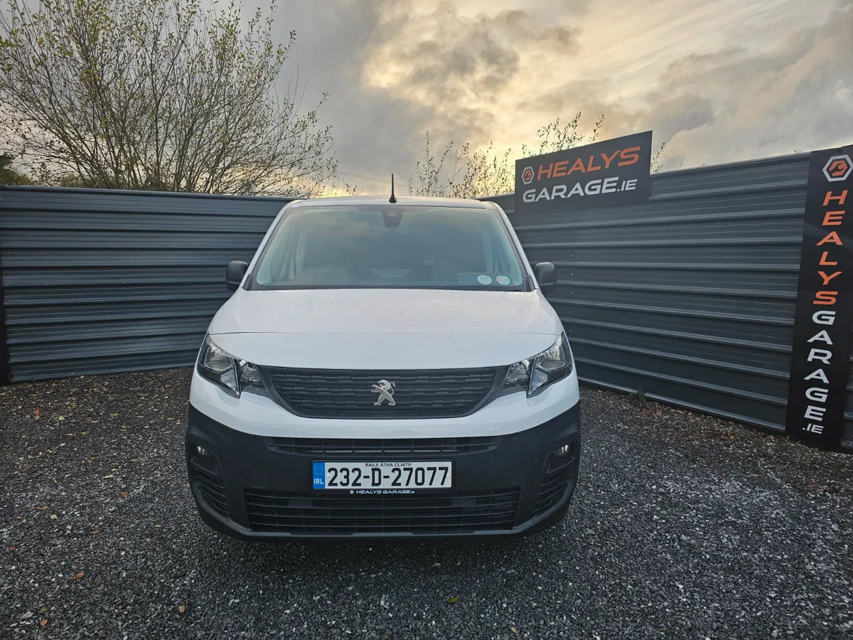 2023 Peugeot Partner Professional Plus - Image 3