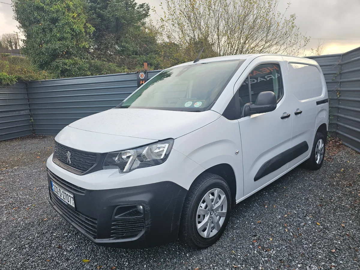 2023 Peugeot Partner Professional Plus - Image 4