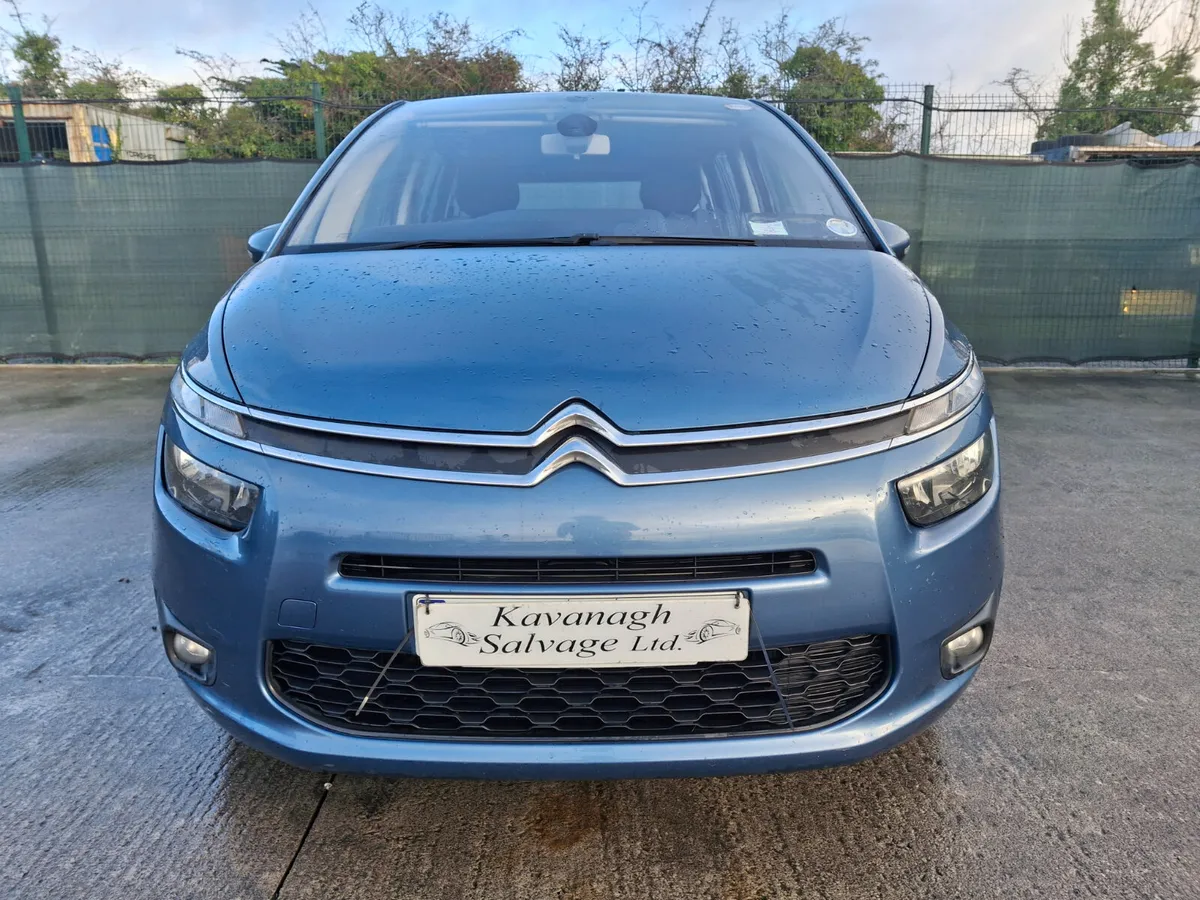 142 Citroen C4 Picasso 7 seater.Drive home - Image 4