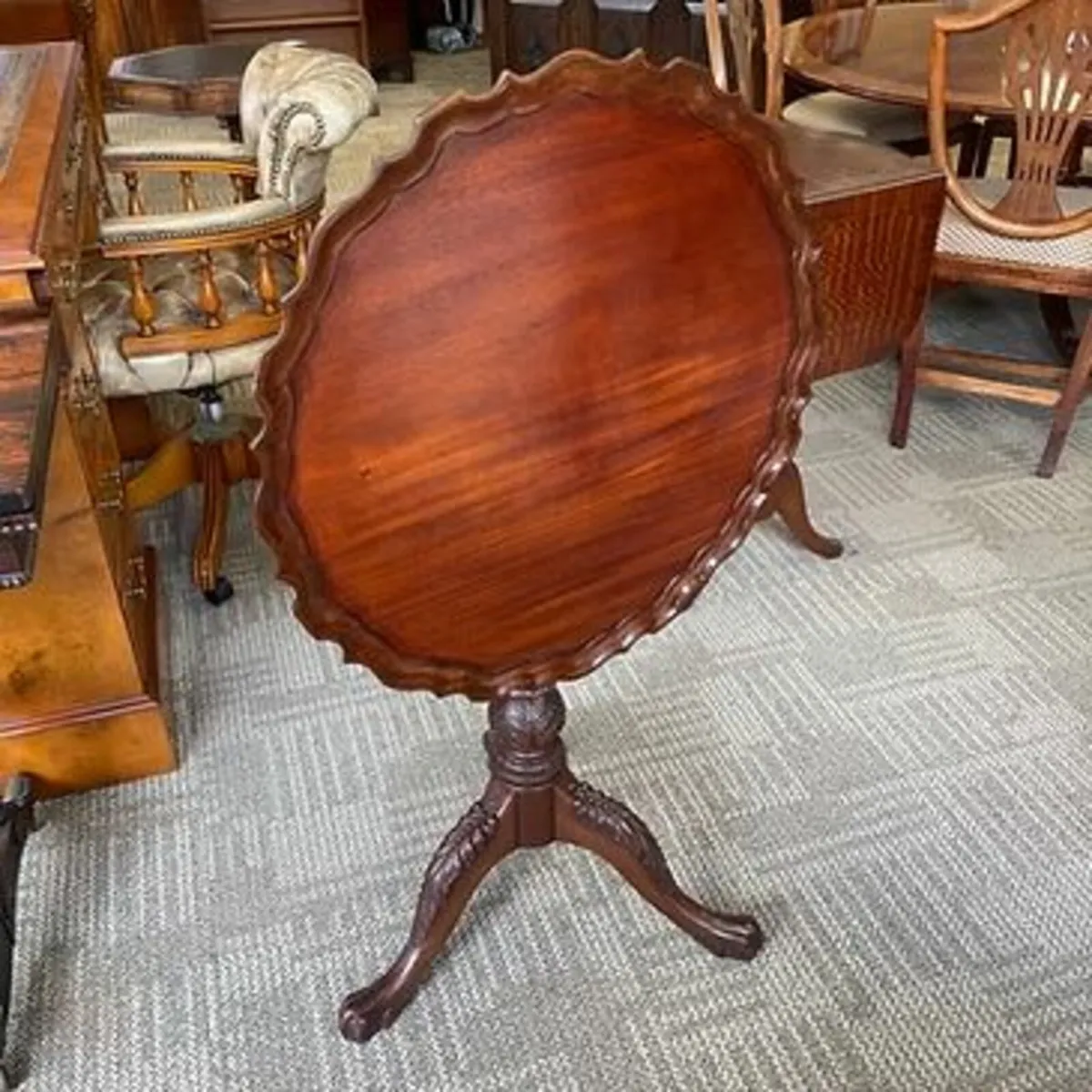 Georgian tilt top occasional side table