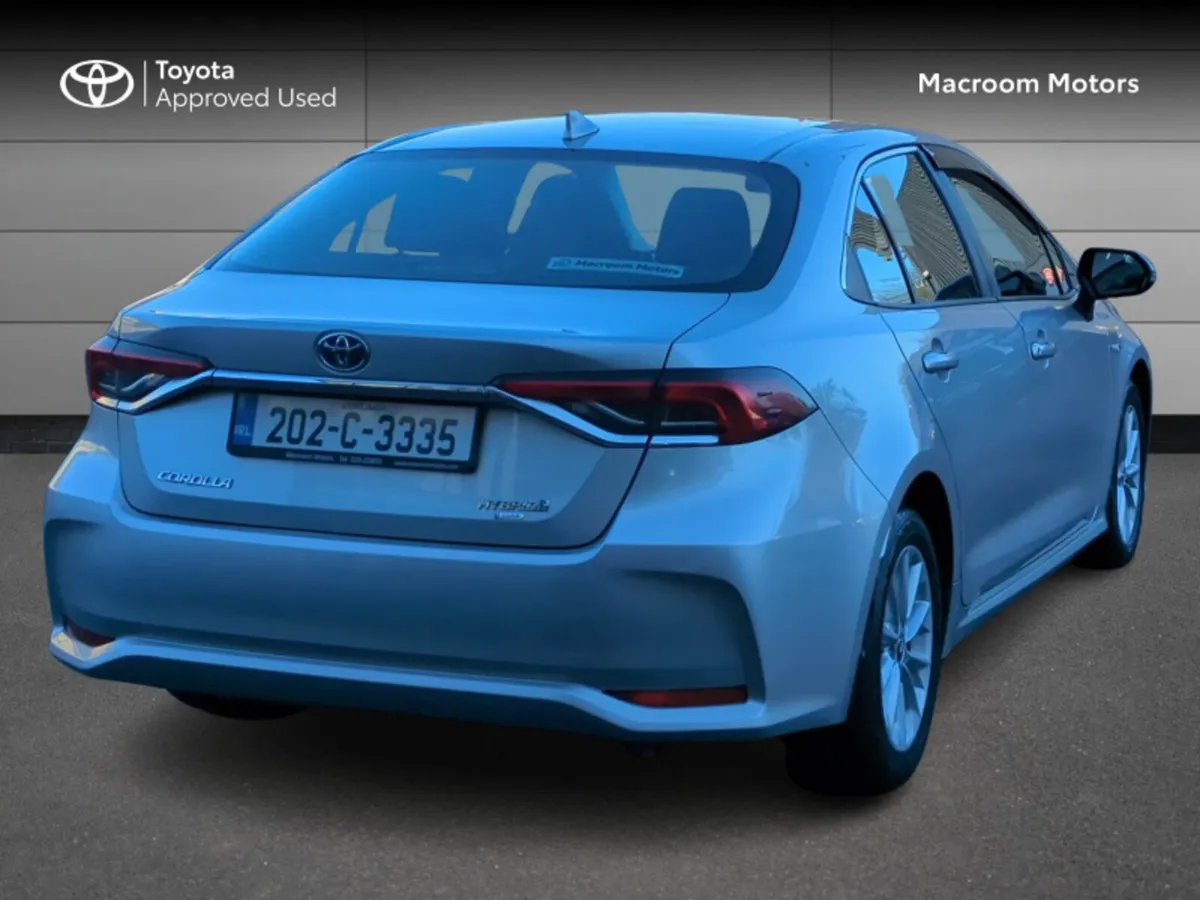 Toyota Corolla BLACK FRIDAY SALE! COROLLA HYBRID L - Image 2