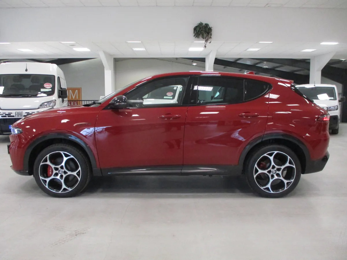 Alfa Romeo Tonale  VELOCE1.3 PHEV AWD 280 BHP 2025 - Image 1