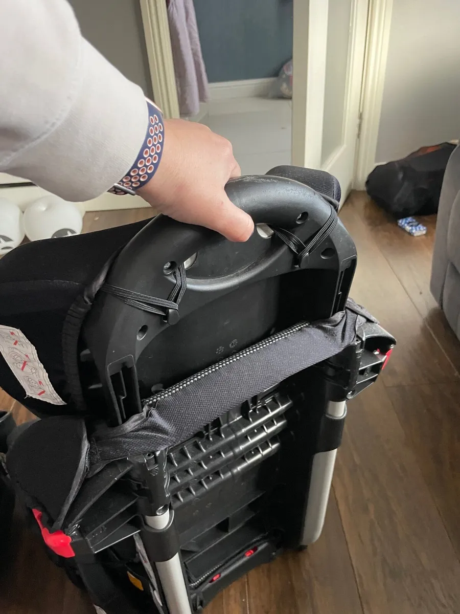 Child car seats - Image 2