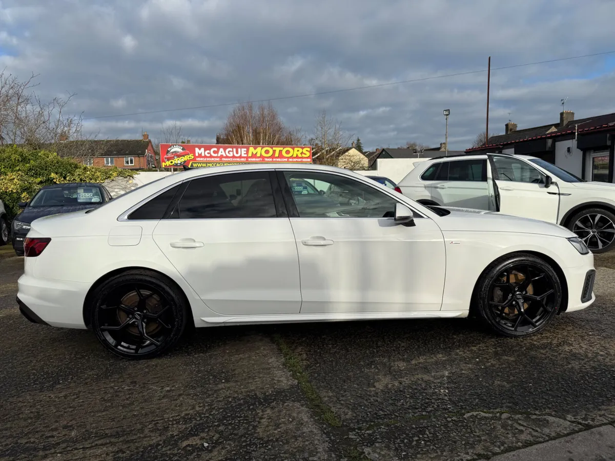 Audi A4 2020 S-Line - Image 3