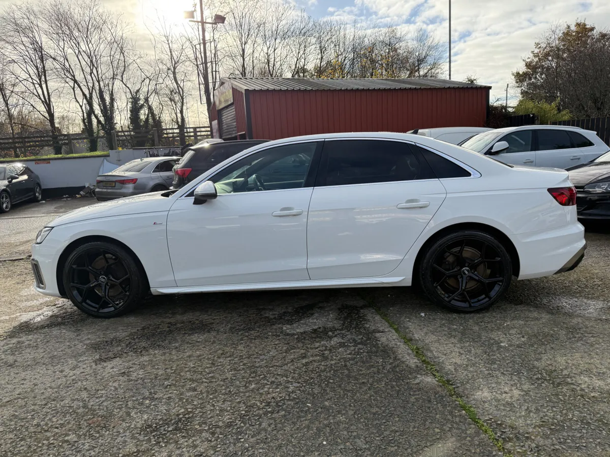 Audi A4 2020 S-Line - Image 4
