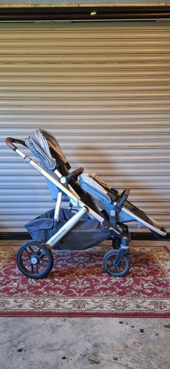 Uppa Baby Vista double buggy and Cot - Image 3