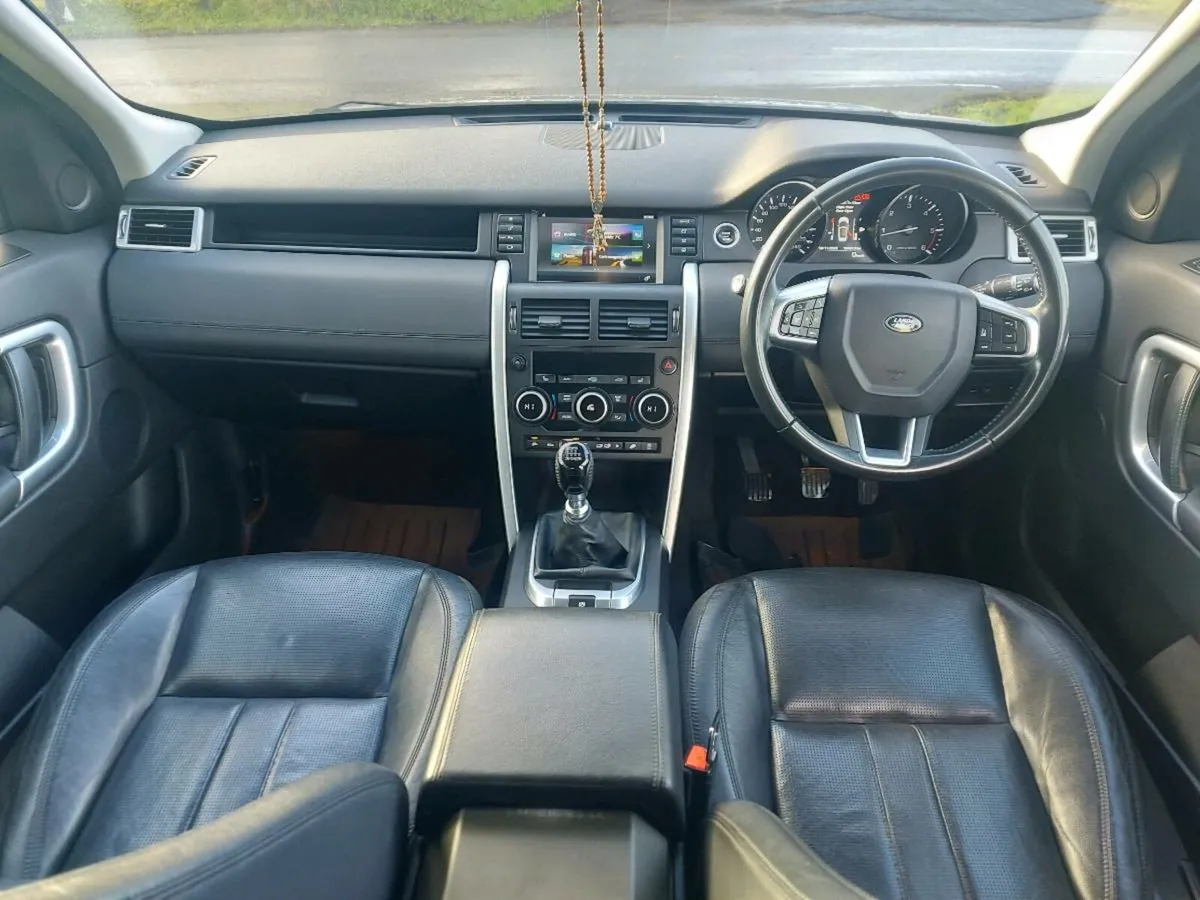 LANDROVER DISCOVERY SPORT 2017 2,0TDI LONG NCT TAX - Image 4