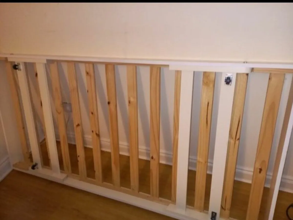 Single Guest Bed Base - Image 2