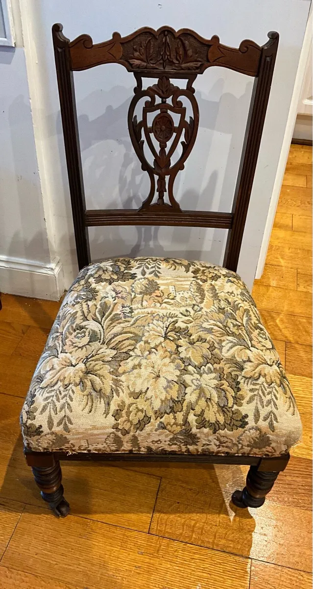 Edwardian Mahogany Nursing/Occasional Chair - Image 1