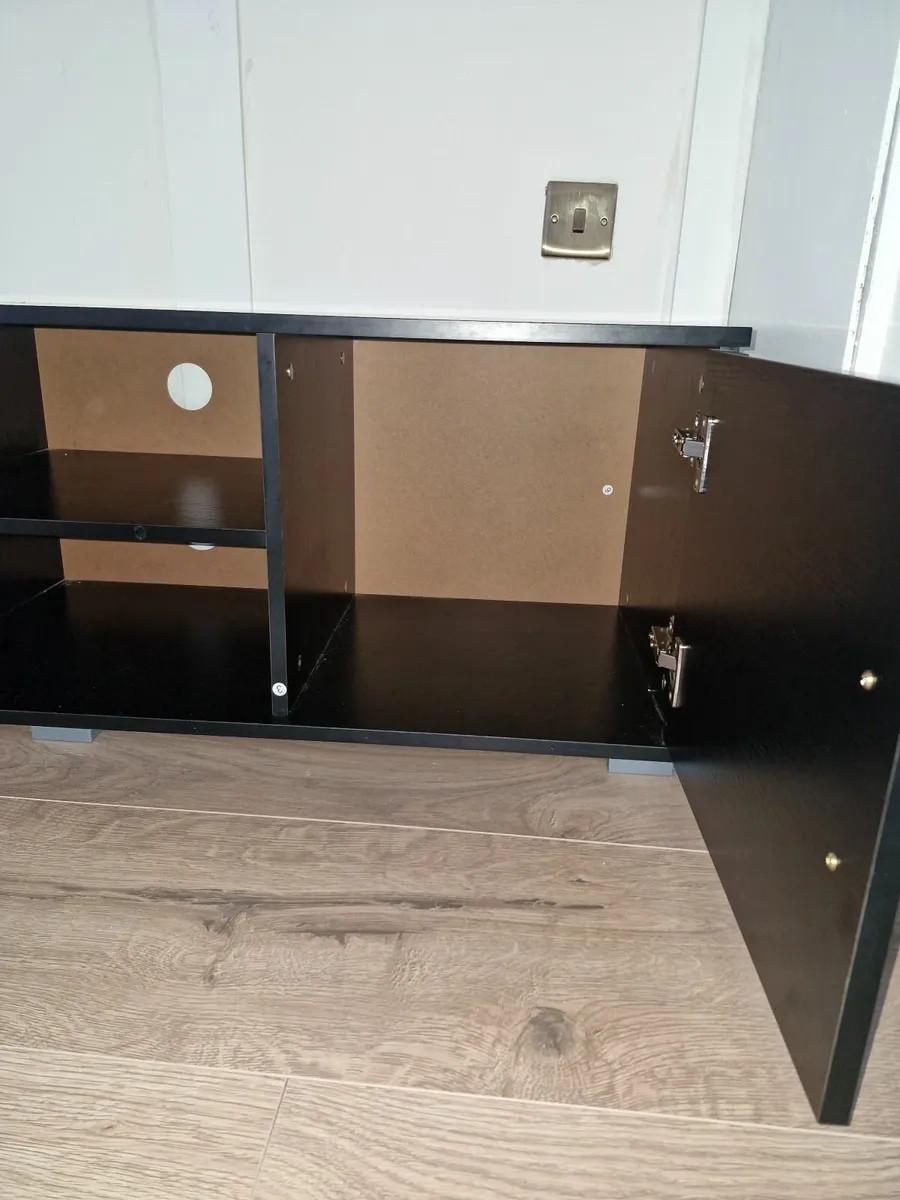 Tv unit - Image 2