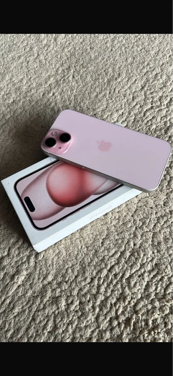 iPhone 15 - Image 1