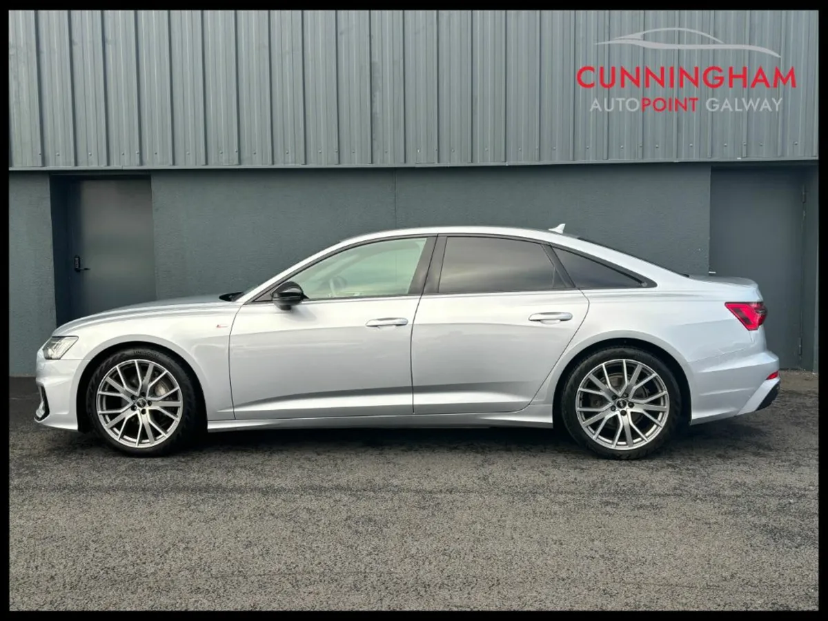 Audi A6 40 TDi S-Line Black Edition Auto - Image 4