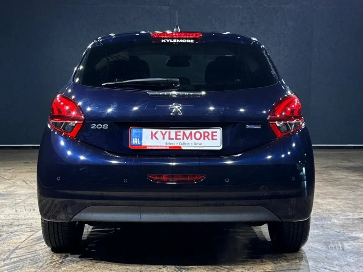 Peugeot 208 1.2 AUTOMATIC - PARKING RADAR - MULTI - Image 4