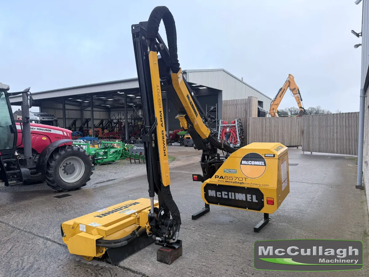 Used McConnel PA6570 Hedgecutter - Image 3