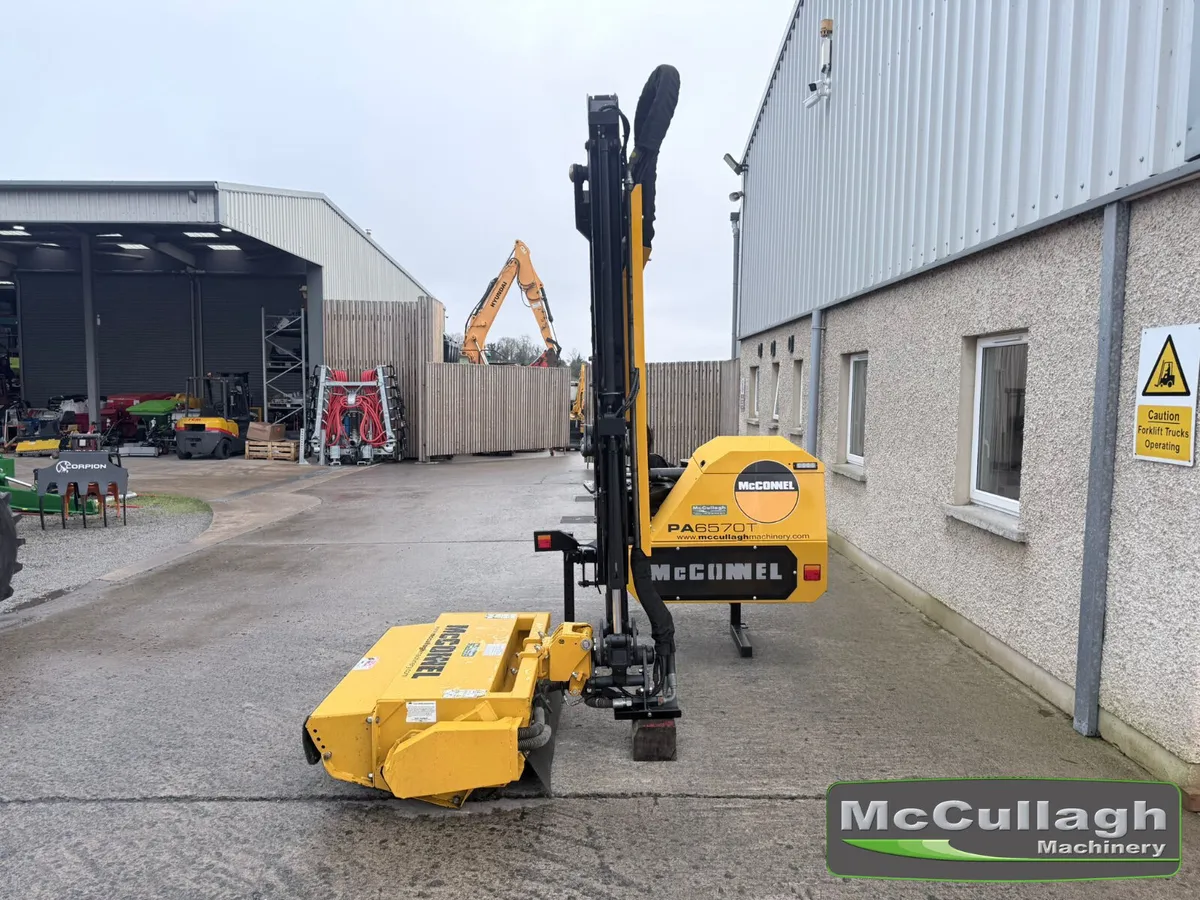 Used McConnel PA6570 Hedgecutter - Image 2