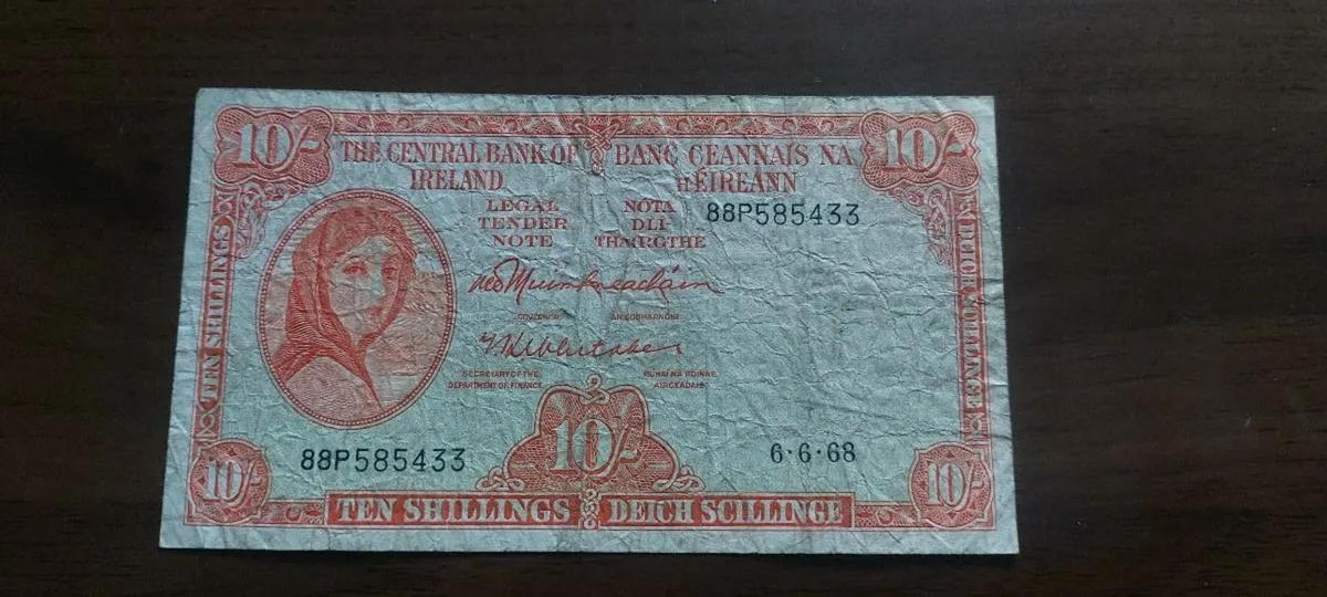 Lady Lavery Ten Shilling Notes – Set of 3 – Irish - Image 3