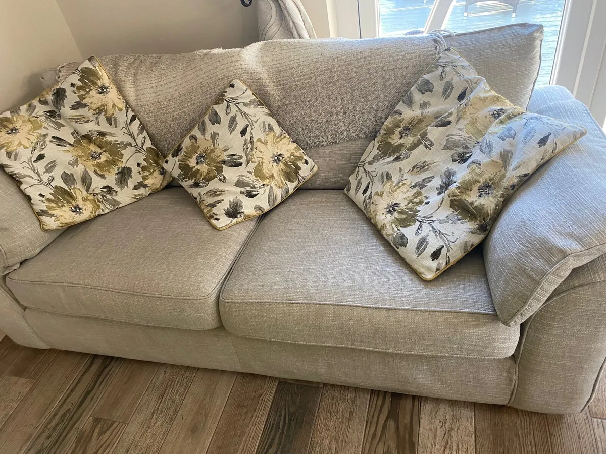 3 seater sofa