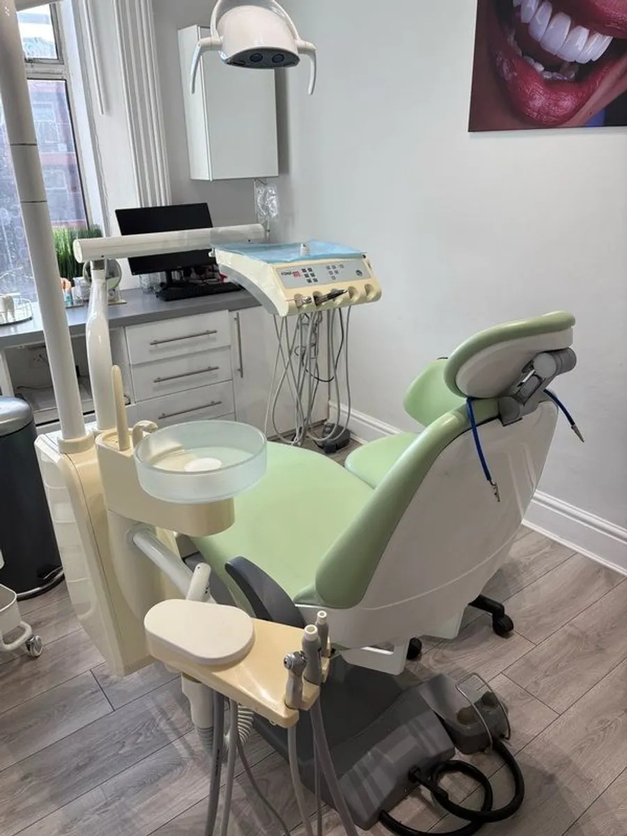 Dental Chair - Image 4