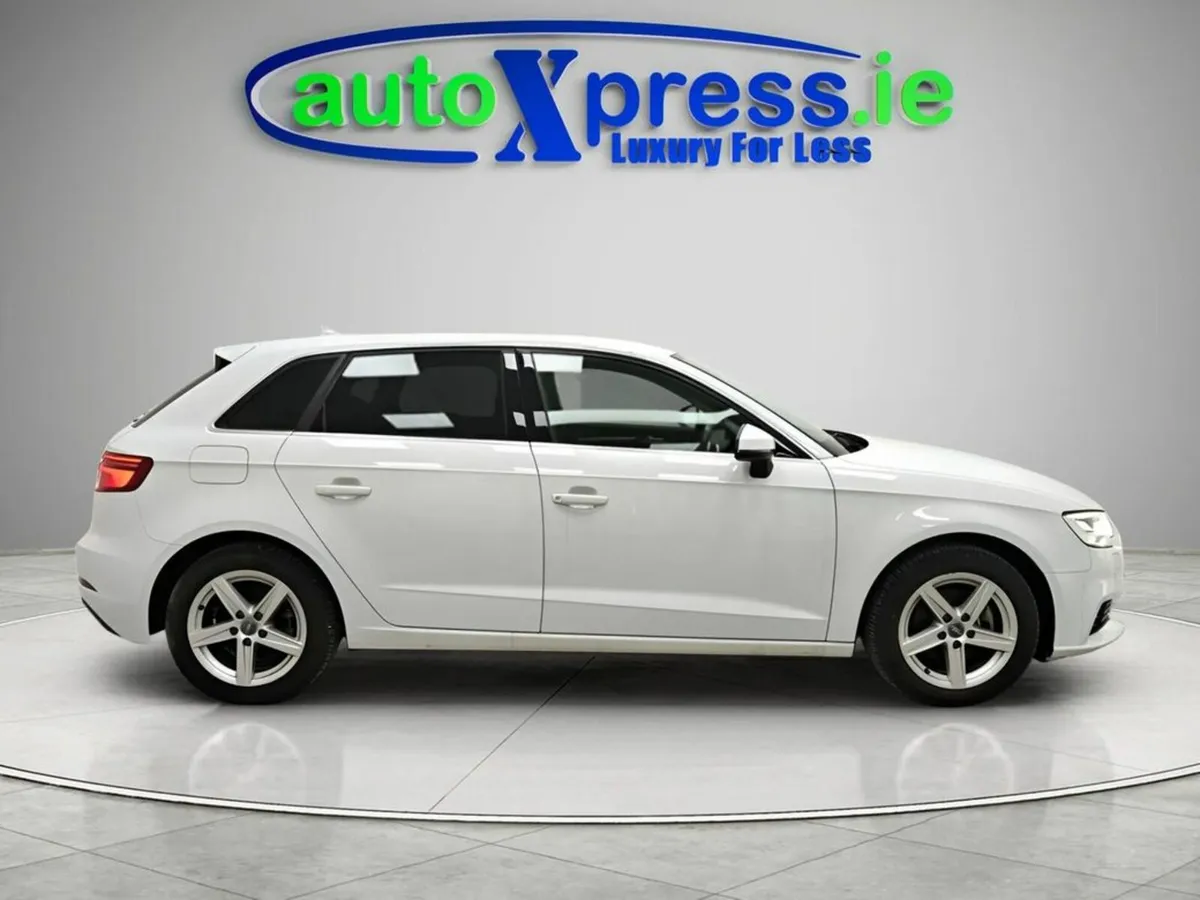 Audi A3 1.4 TFSI Automatic, Reversing Camera - Image 3