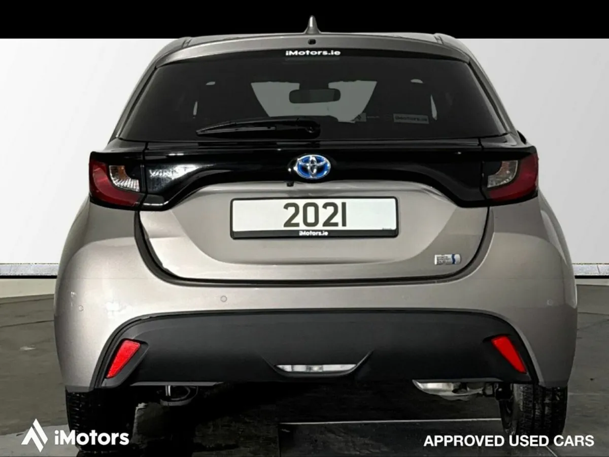 Toyota Yaris COMING SOON Hybrid Automatic X - Image 4