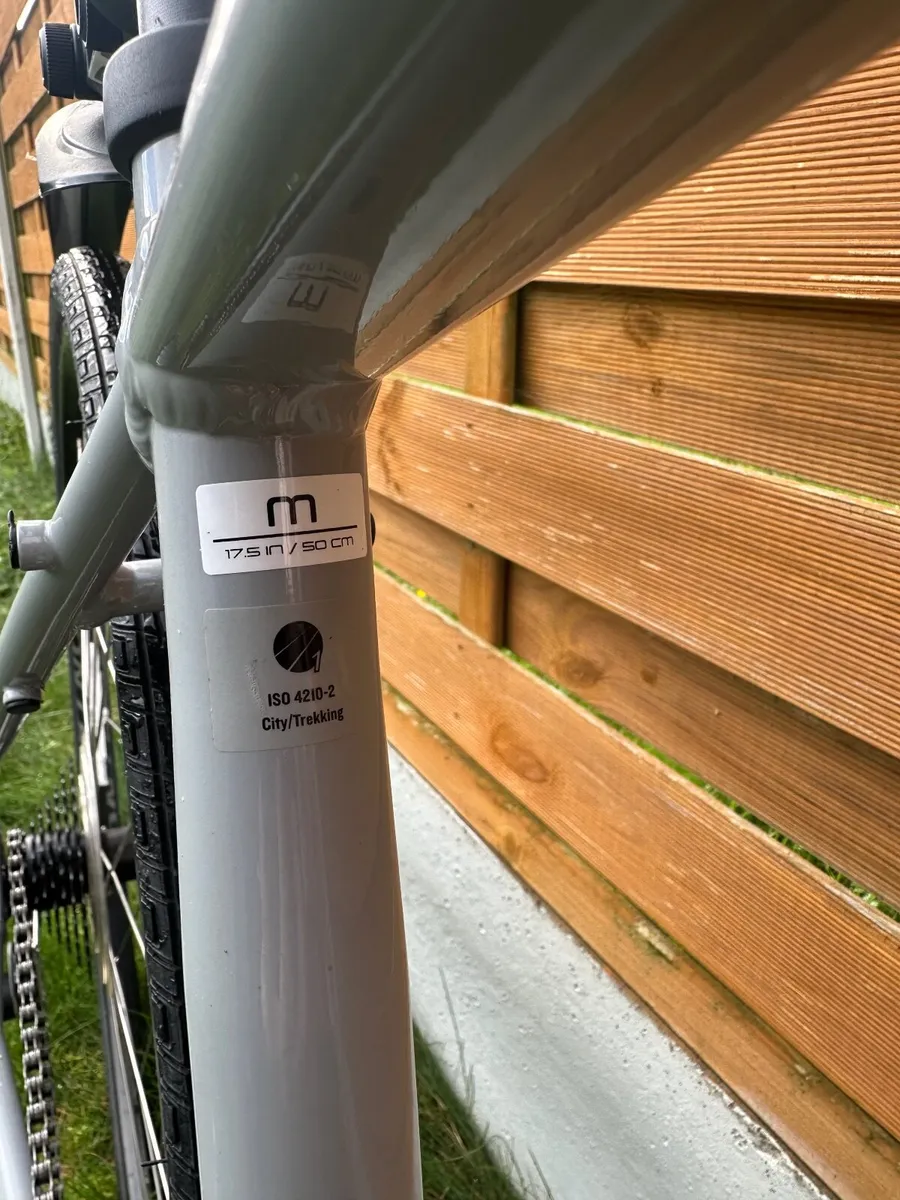 Trek FX2 Size Medium - Image 2