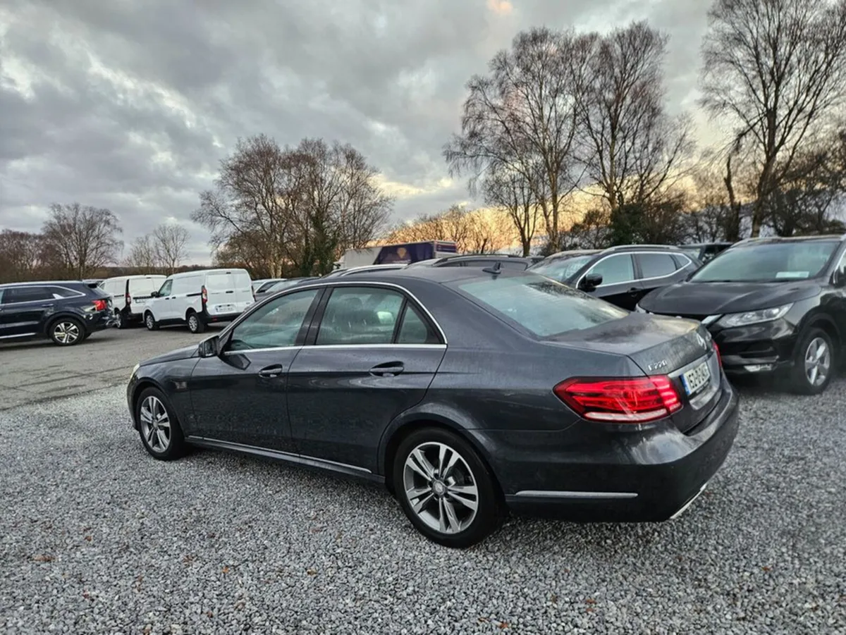 Mercedes-Benz E-Class E 220 CDI Bluetec SE 4DR Aut - Image 2