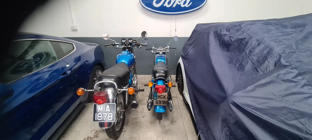 HONDA 400 TWIN - Image 1