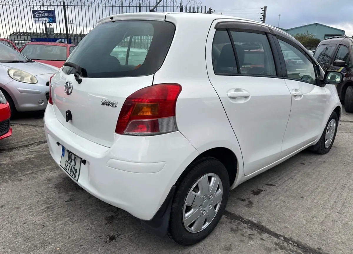 Toyota Vitz 2009 Automatic/ New Nct/ warranty - Image 4
