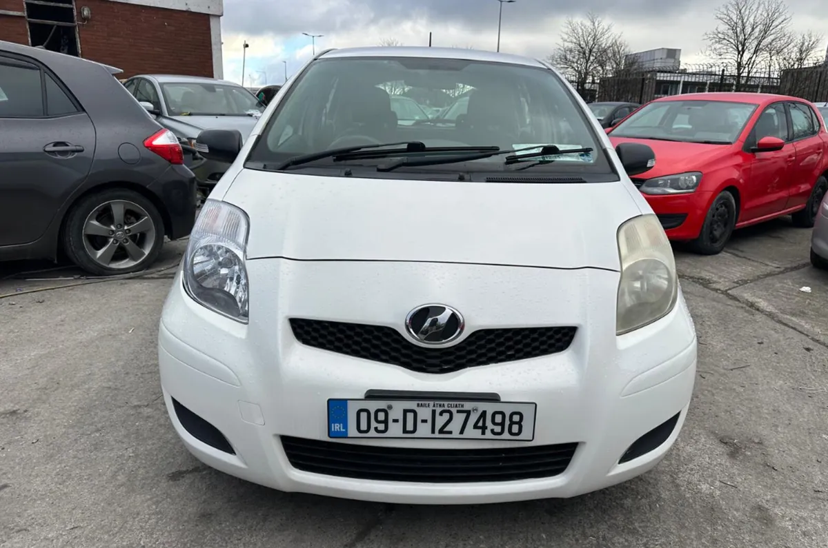 Toyota Vitz 2009 Automatic/ New Nct/ warranty - Image 3