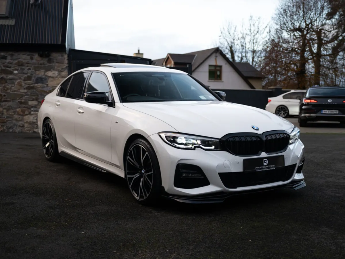 2020 BMW 320D AUTO M SPORT M PERFORMANCE *SUNROOF* - Image 2