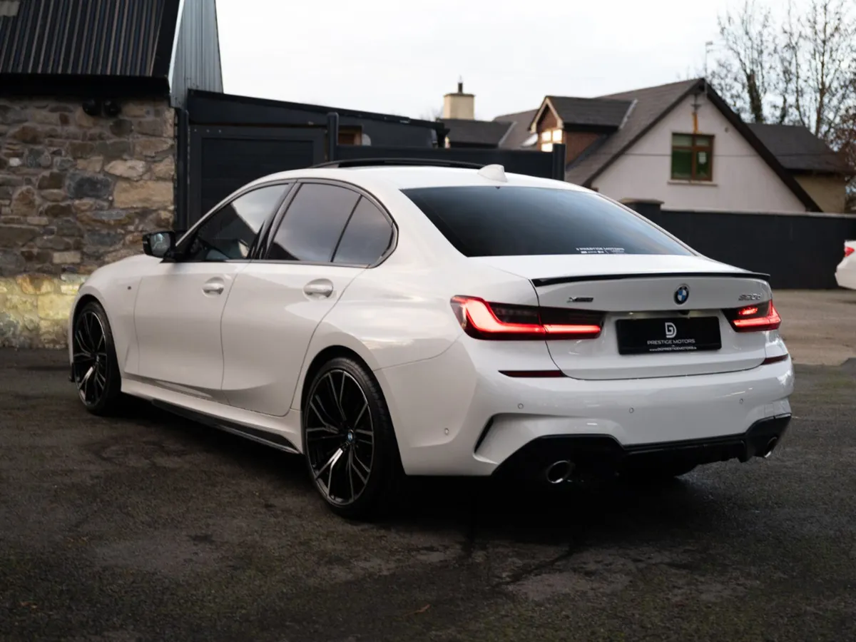 2020 BMW 320D AUTO M SPORT M PERFORMANCE *SUNROOF* - Image 4
