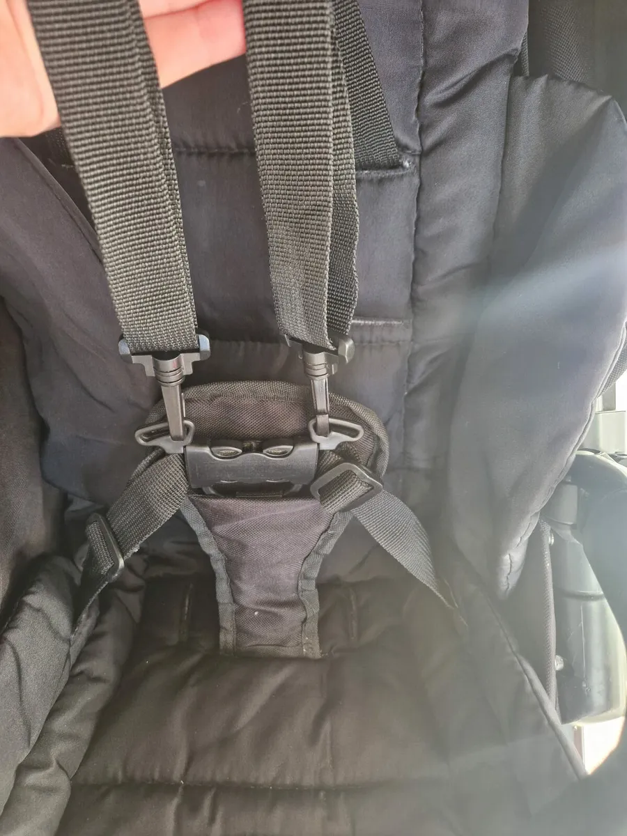 OutOut n About Double Stroller - Image 4