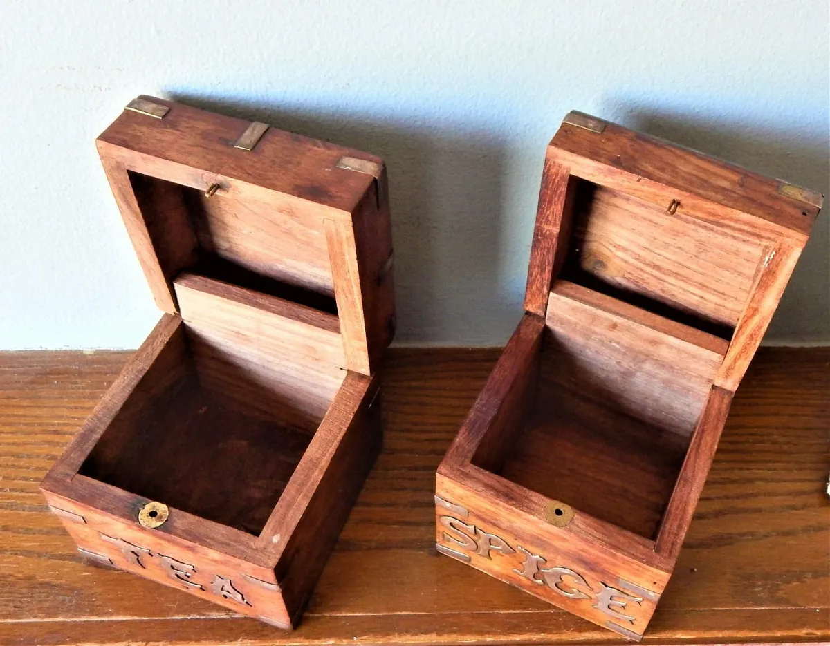 2 Wood and Brass Caddys - Image 3