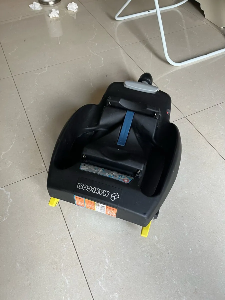 Maxi Cosi CabrioFix base - Image 4