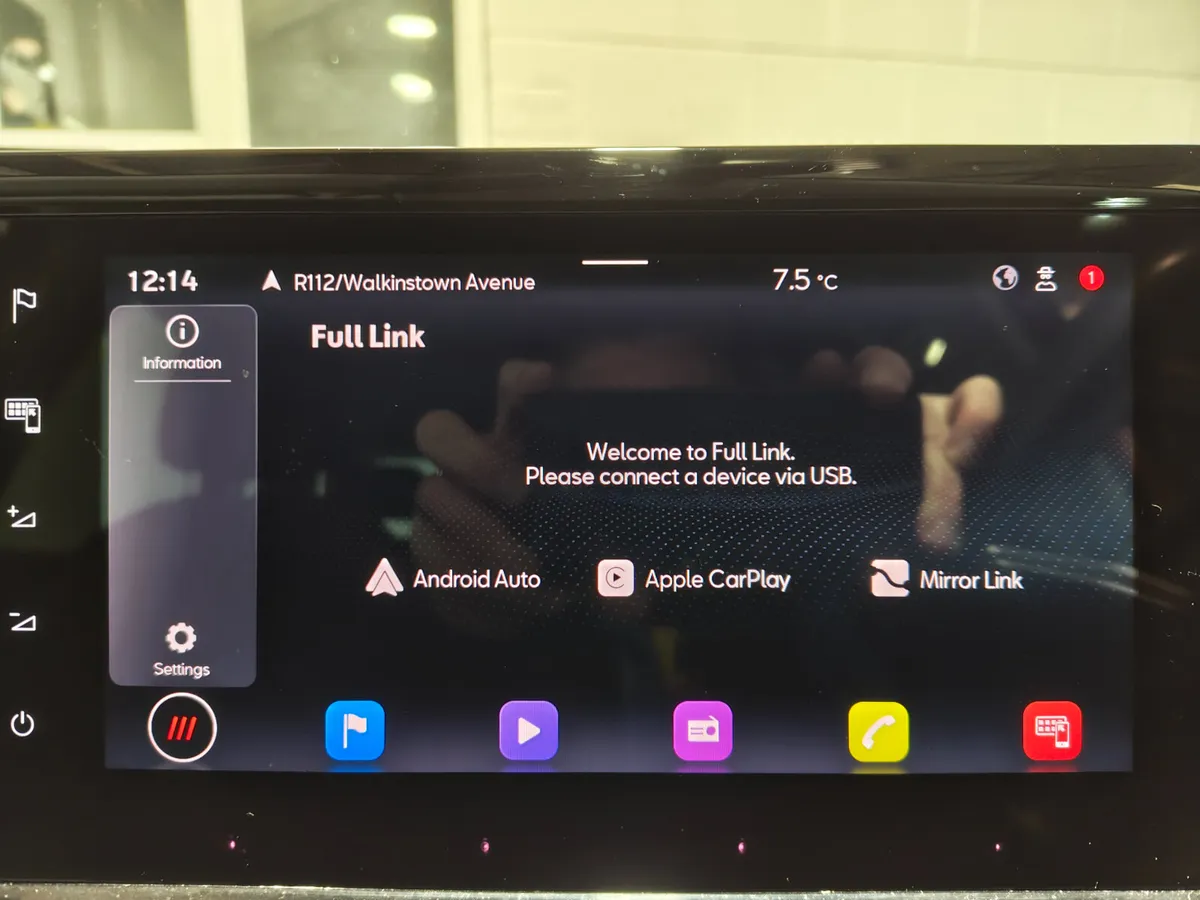 SEAT Arona 2022 1.0 PETROL SE PLUS SPEC EXTRAS - Image 3