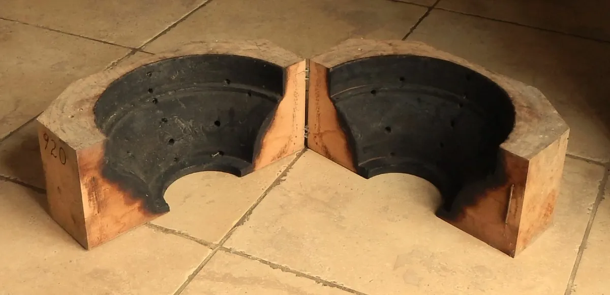 Heavy Wooden Glass Blowing Mould - Image 4