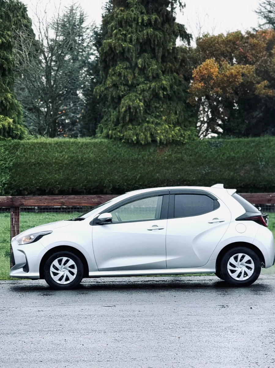 🌟Toyota Yaris 1.5 Hybrid 2022🌟 - Image 2