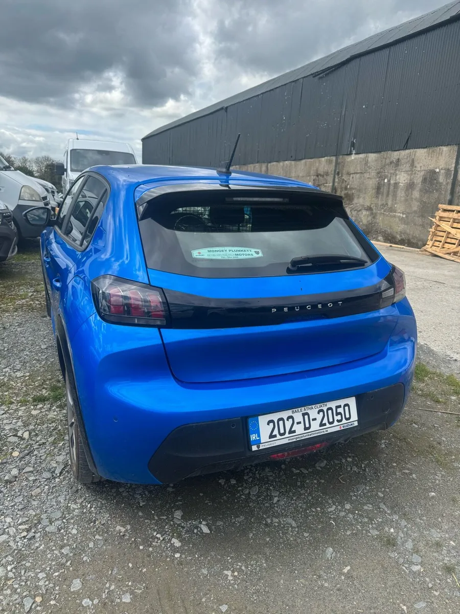 Peugeot E208 commercial - Image 1