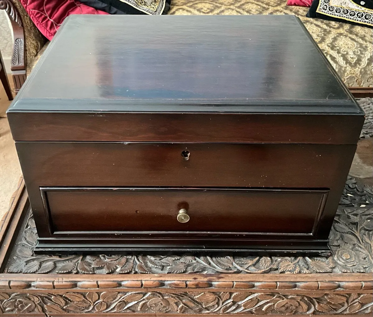 Large Mahogany Storage Box with Drawer - Image 4