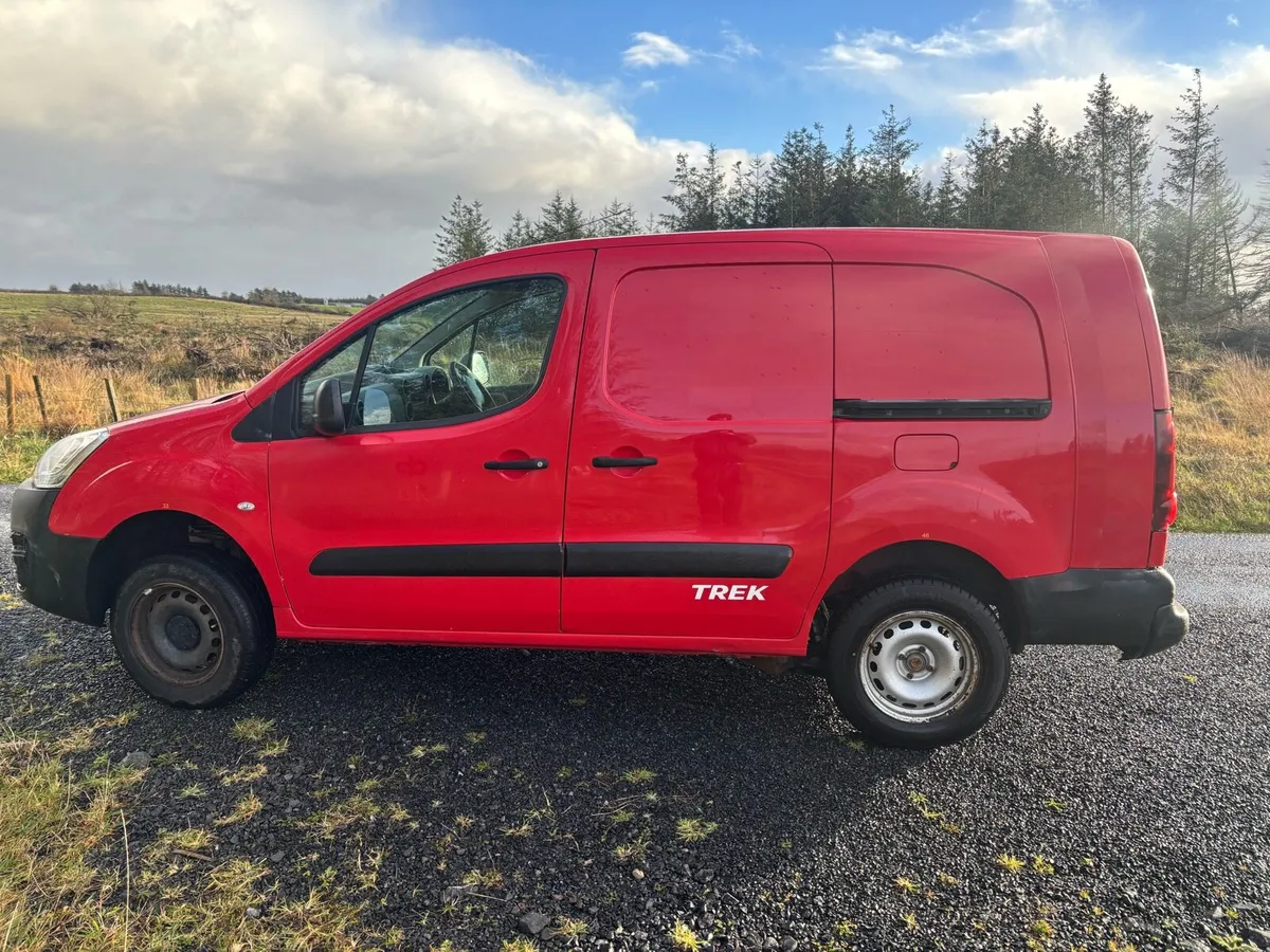 2017 Peugeot partner TREK - Image 3