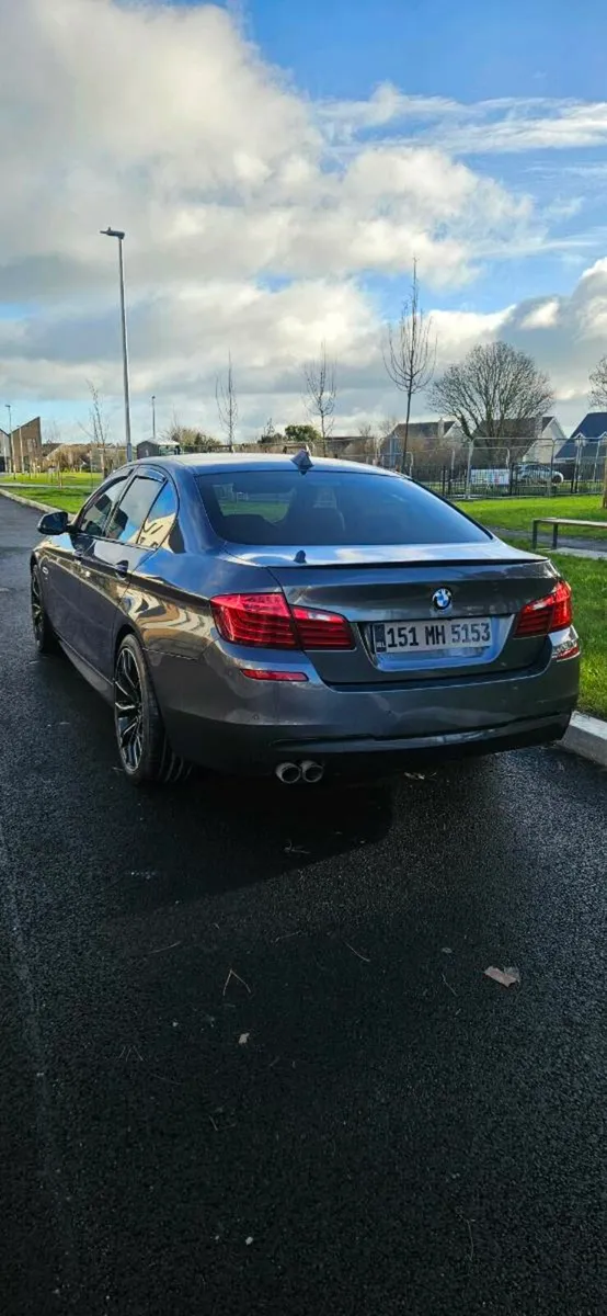 BMW 5-Series 2015 - Image 1