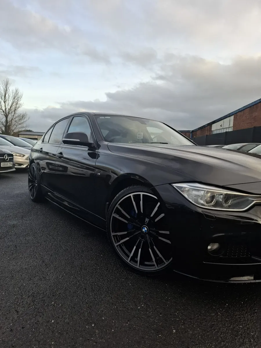 2015 how 320 msport - Image 4