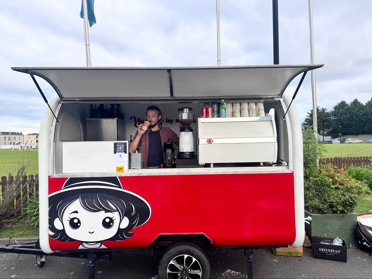 Plug and Brew: Coffee Cart - Image 4