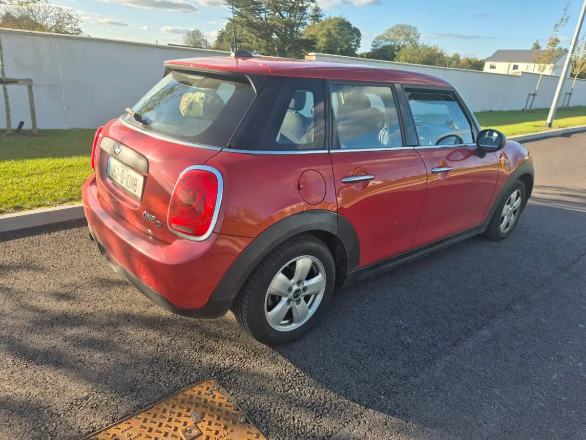Mini Cooper 4 Door Diesel - Image 3