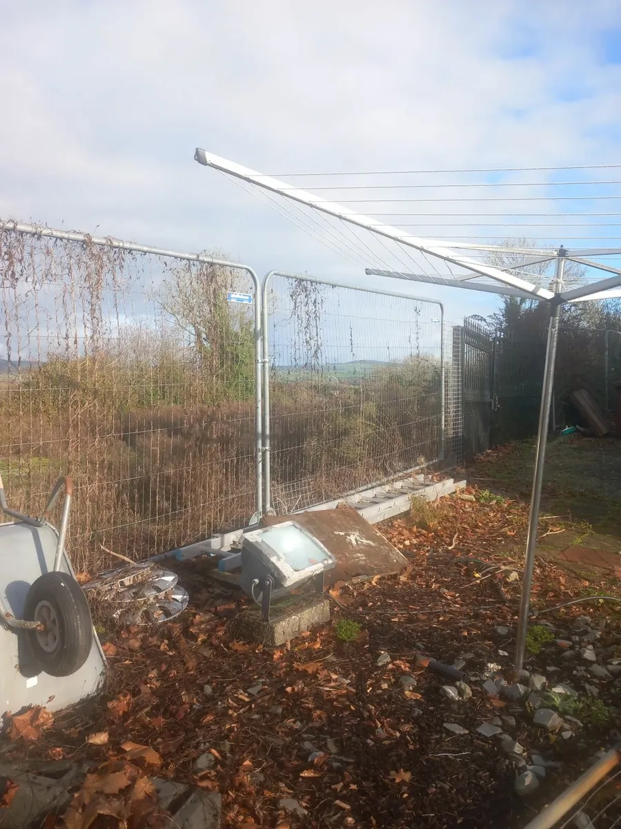 Builders fencing - Image 4