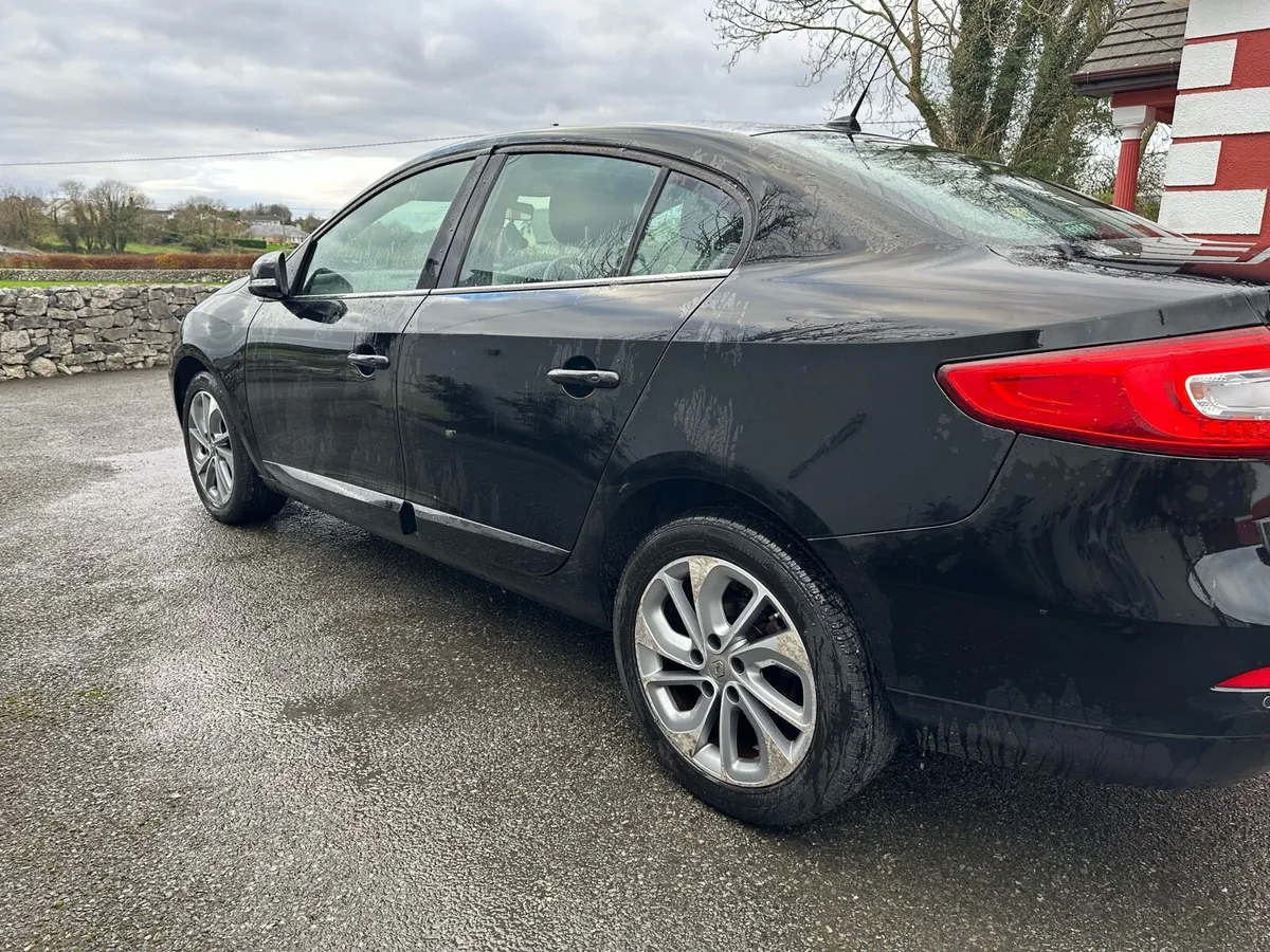 2016 Renault fluence Car - Image 2