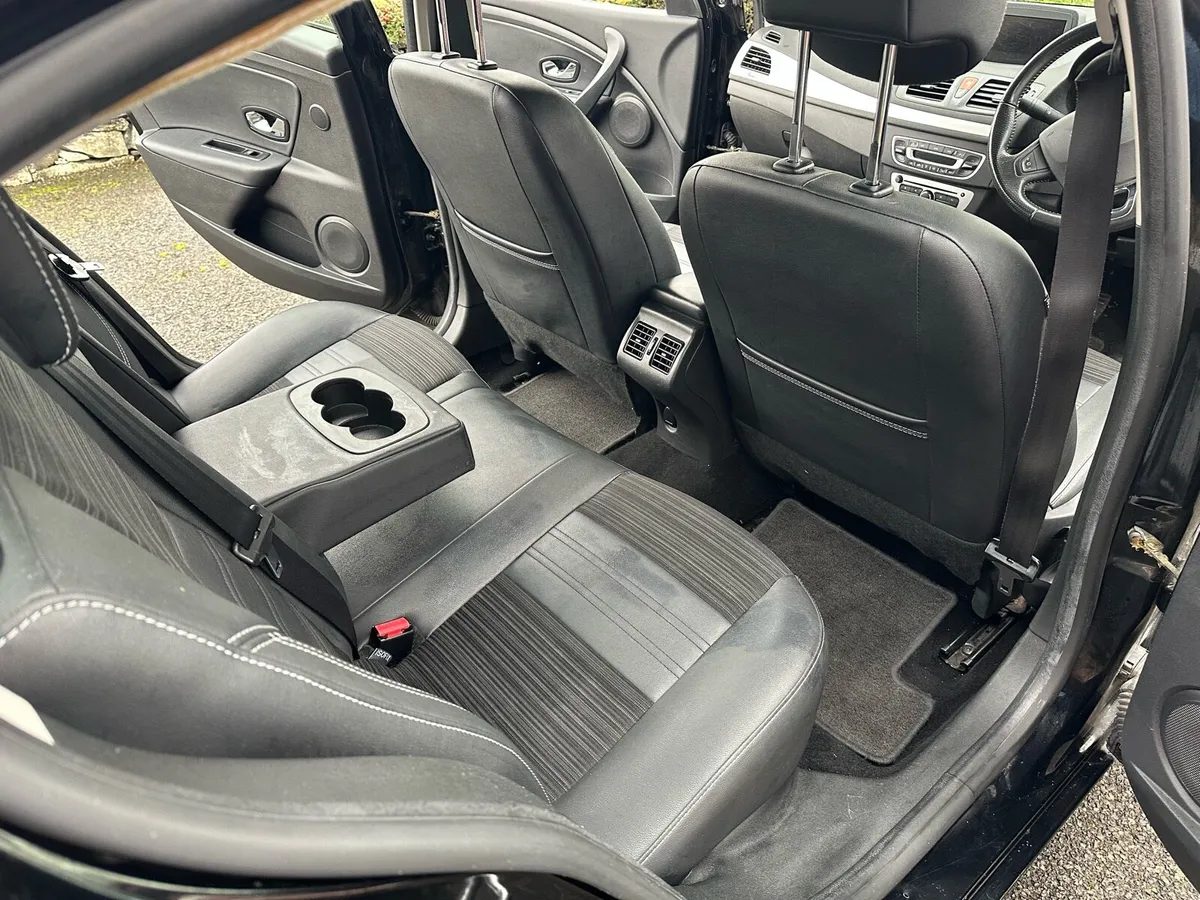 2016 Renault fluence Car - Image 4