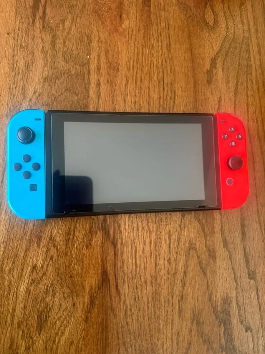 Nintendo Switch Bundle - Image 2